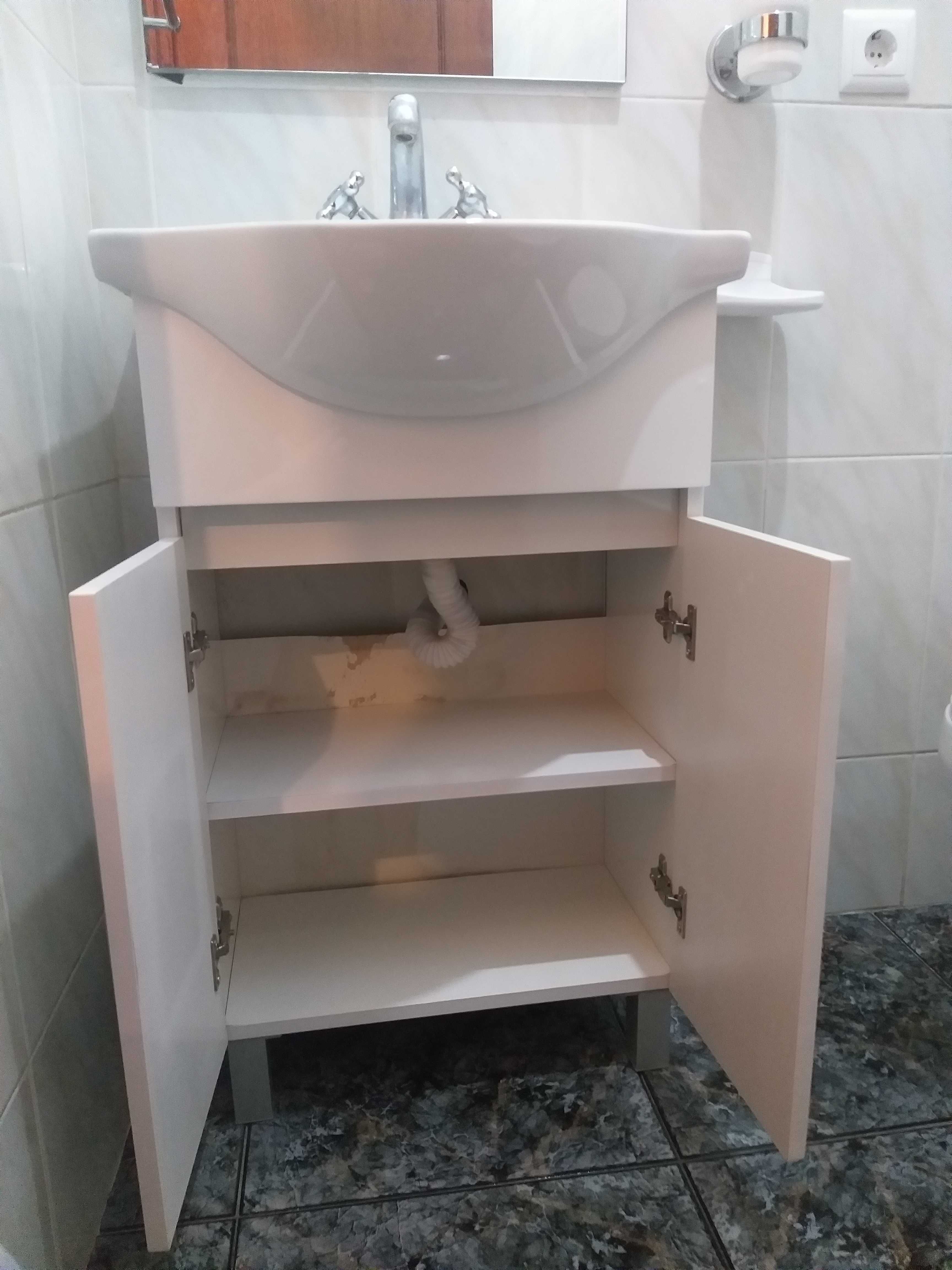 Conj. Louças Sanitárias c/ acessórios e torneiras