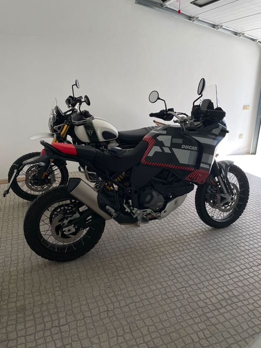 Ducati DesertX 2024