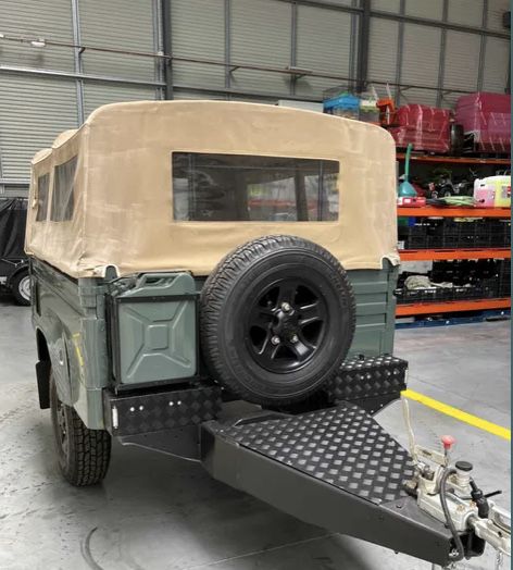 Atrelado/ reboque Land Rover Defender