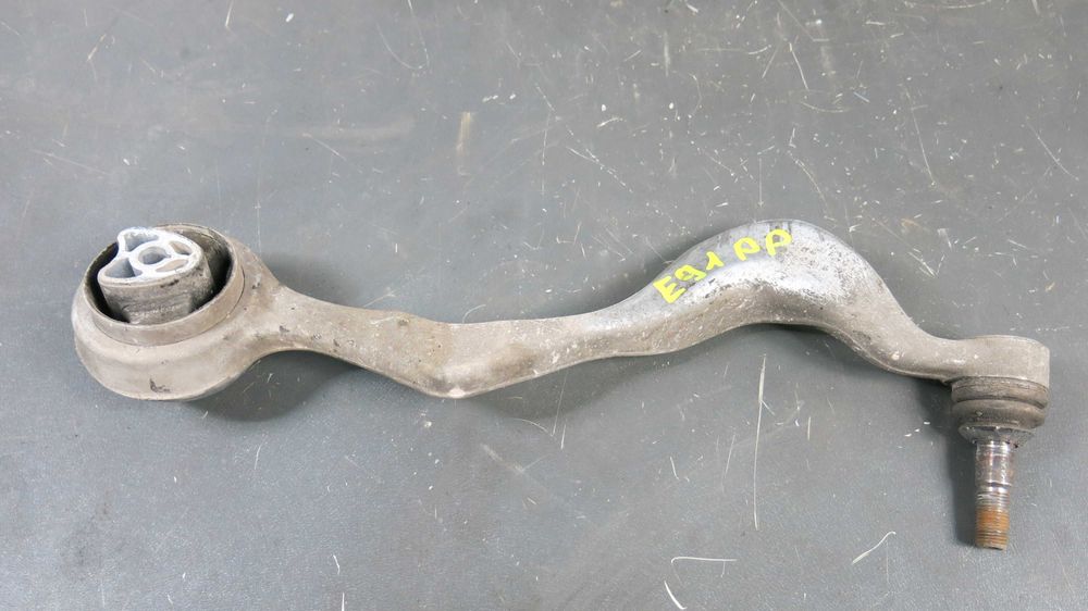 BMW 3 E91 E90 2.0d N47 wahacz prawy przód przedni