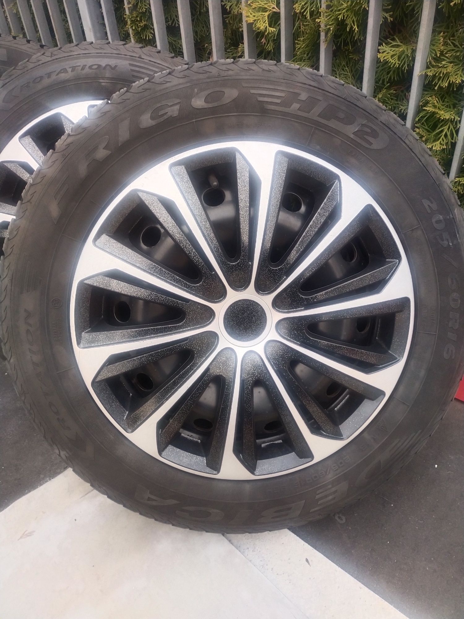 Opony zimowe 5x108