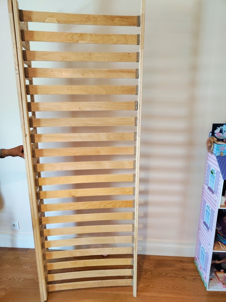 cama de corpo e meio, criança, colchão Emma, como novo