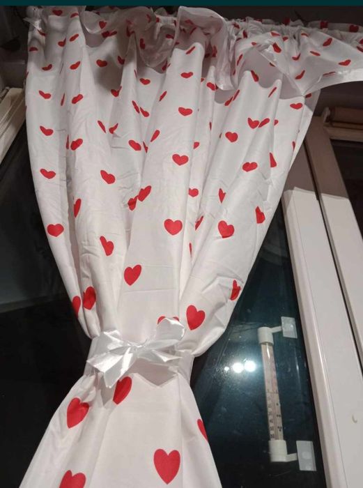 Komplet zasłon w serduszka 160x400cm walentynki