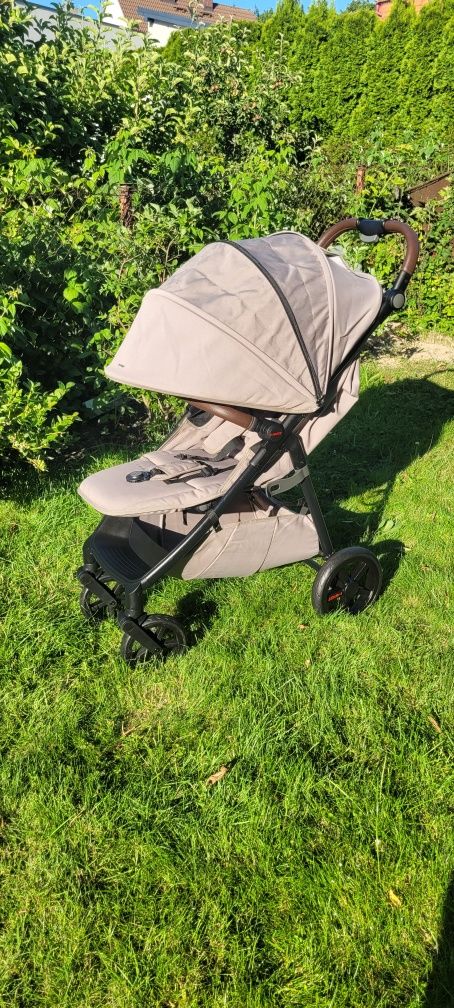 Mast m4 wózek spacerówka z najdłuższym  leżakowanie 101 cm
