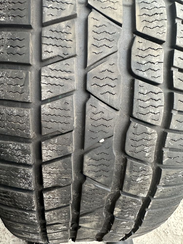 Continental 235 45 R17 conti winter contact