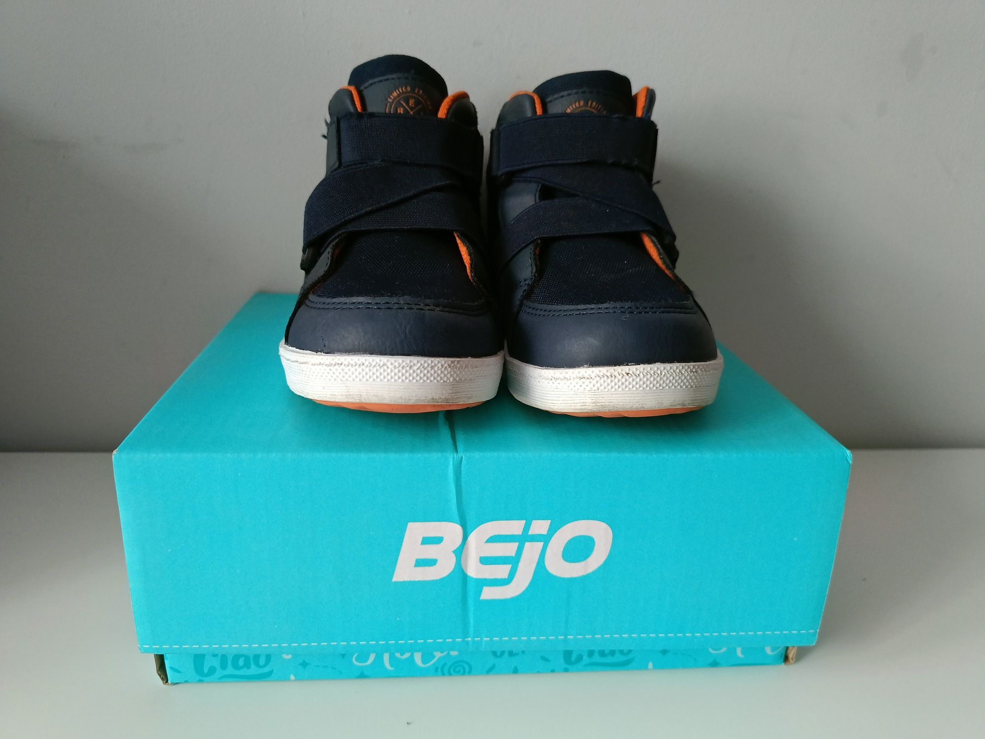 Buty BEjO rozmiar 27