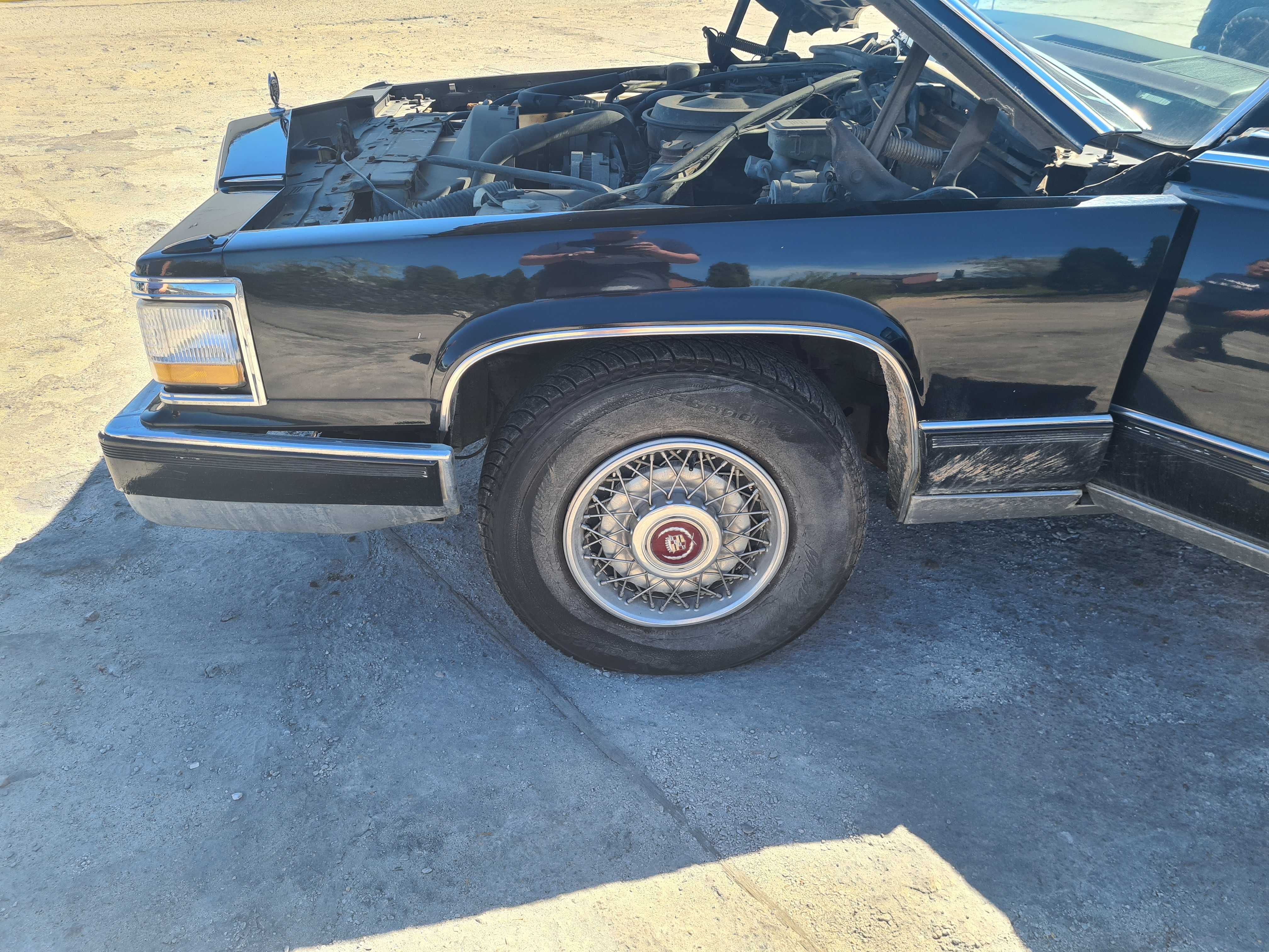 Kołpaki dekle felg R 15 Cadillac Brougham 1992r