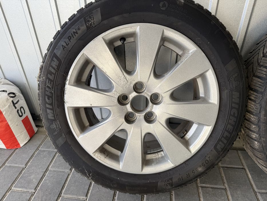 Felgi toyota 16”opony zimowe michelin