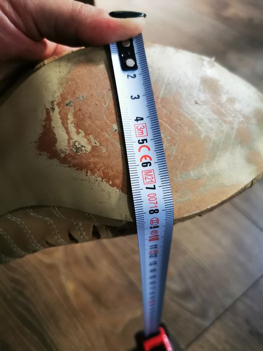 Sandały na szeroką stopę