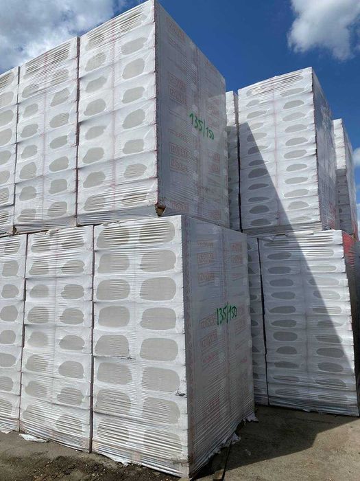 Мінеральна вата ФАСАДНА IZOVAT від 222 грн/м2