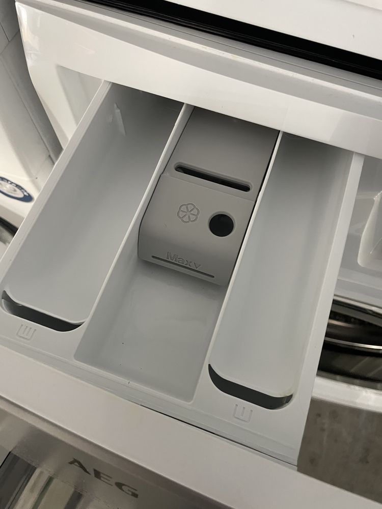 Sprzedam pralke AEG 8 kg