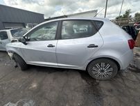 Czesci Seat Ibiza 2008 r , Skrzynia Klapa Drzwi Lampy Błotnik Lusterko