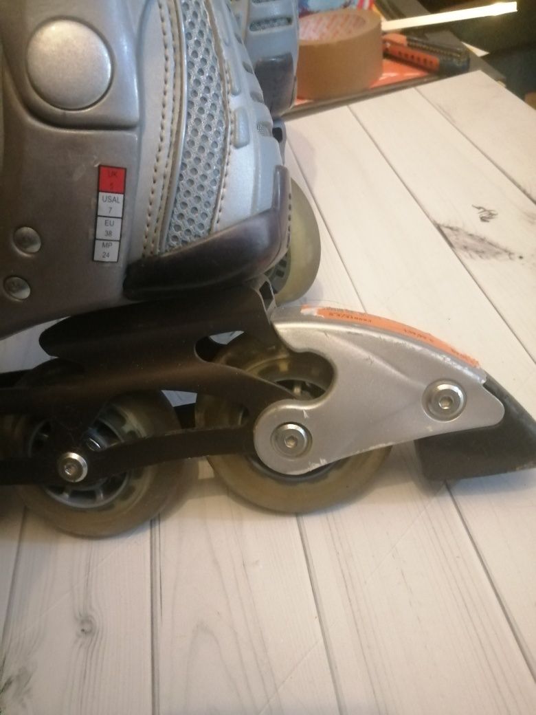 Patins em linha da Fila
