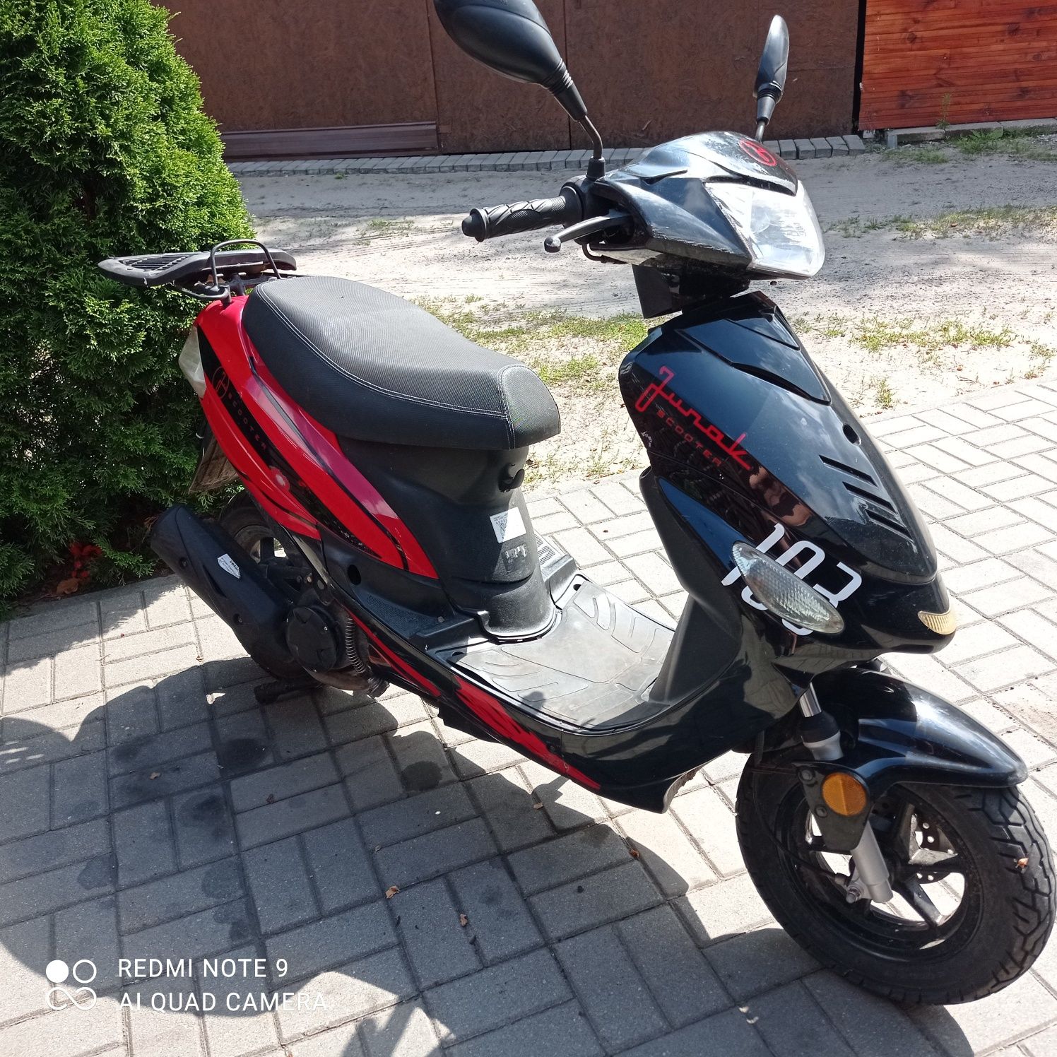 Sprzedam skuter junak