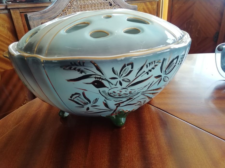 Terrina de louça antiga