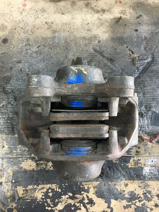 Суппорт супорт задній ЛІВИЙ тормозний Mercedes ML W163