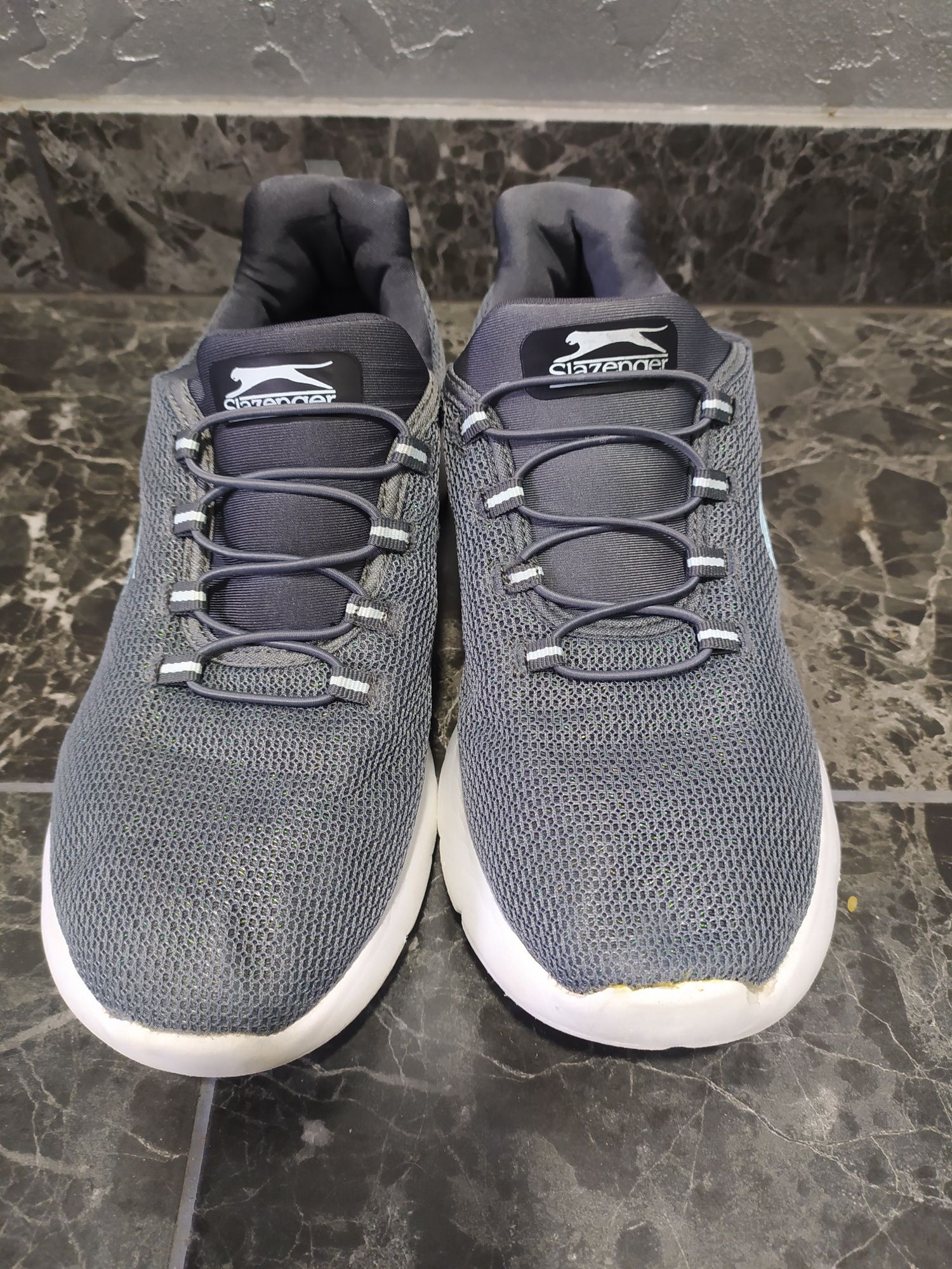 Кросівки жіночі Slazenger. 41 розмір.