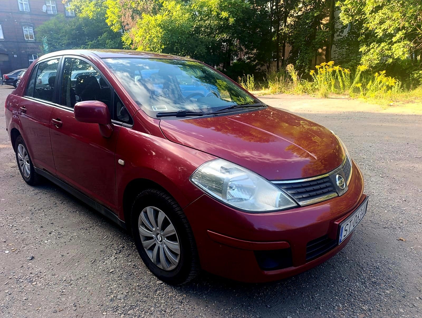 Sprzedam Nissan Tiida 1.6 2007r