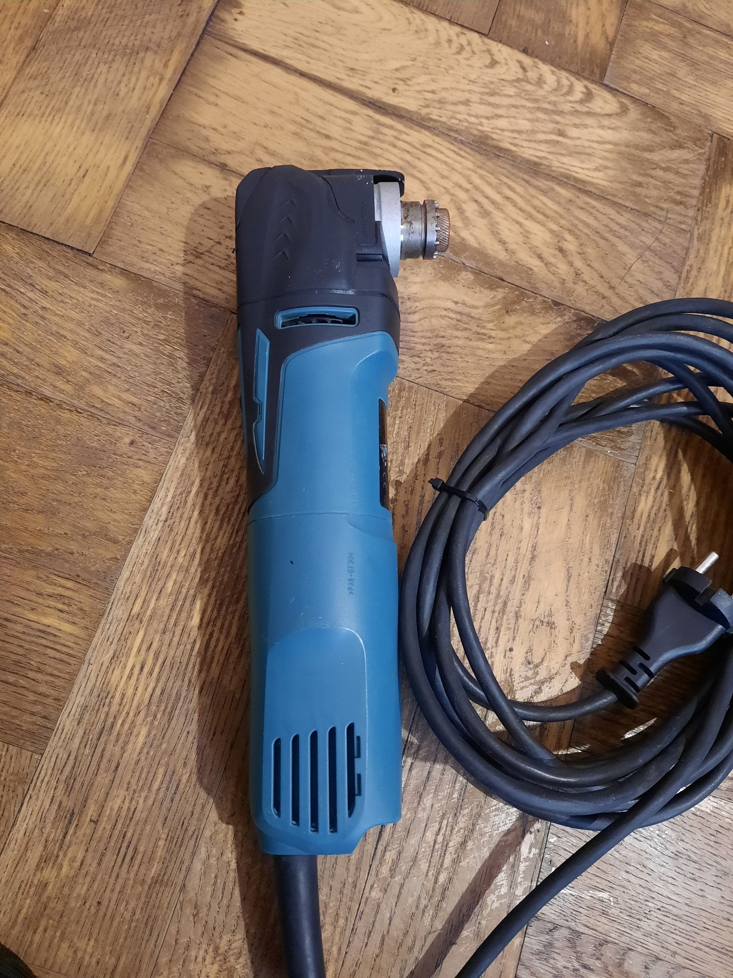 100% оригінал!!Реноватор Makita TM 3010 C,320вт