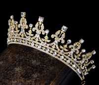 Тіара корона діадема золотого кольору