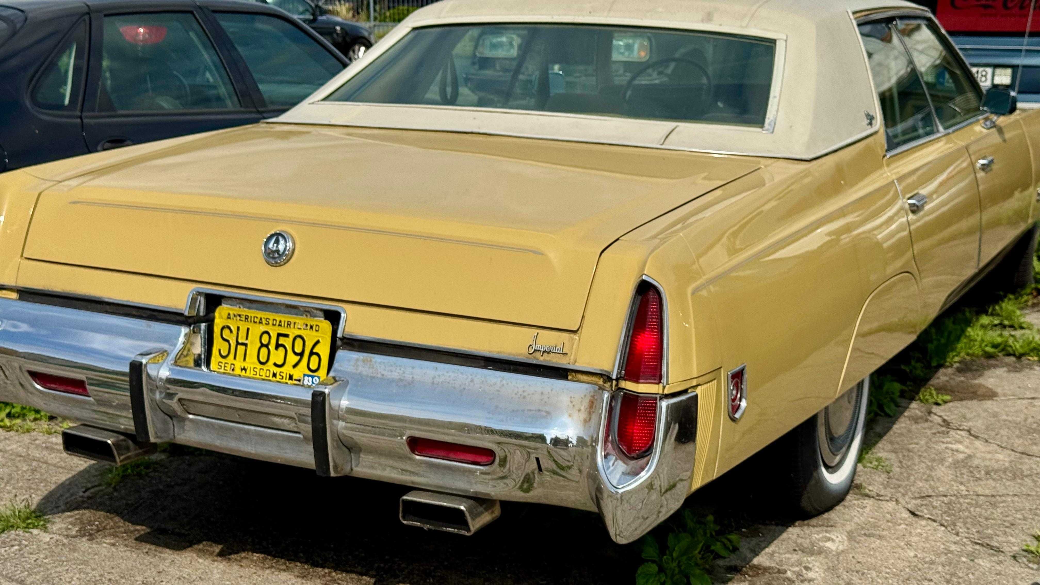 Chrysler Imperial Le Baron | V8 7.2 bigblock