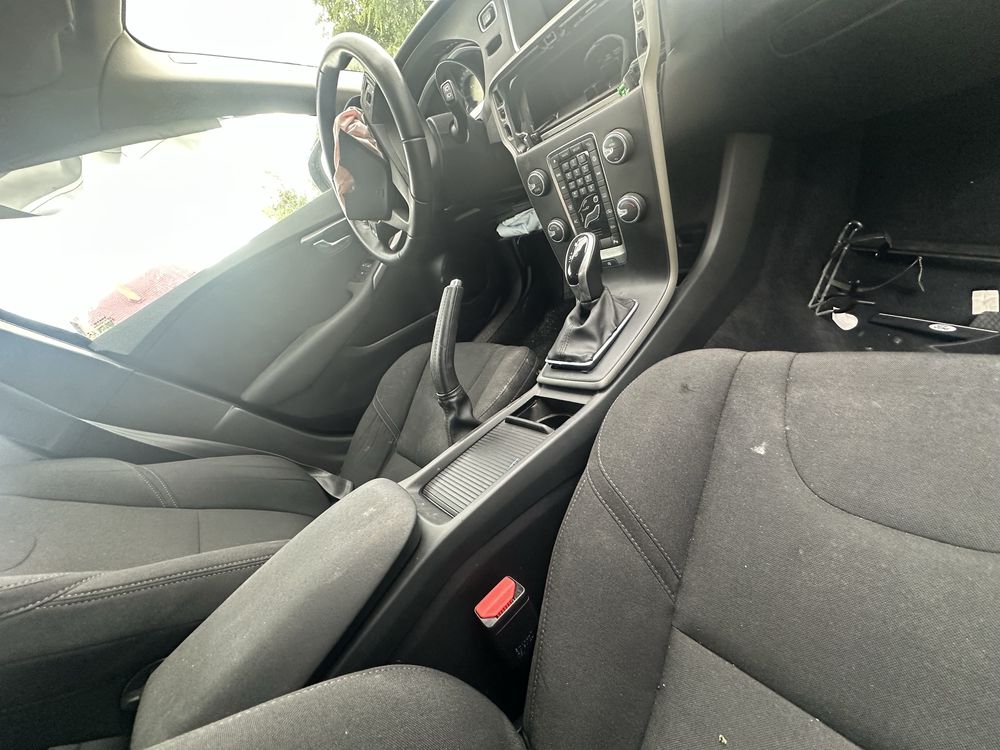 Volvo V40 D2 2017 Дизель