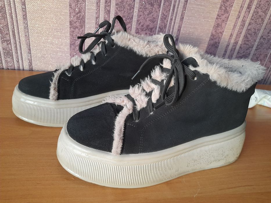 Натуральна замша.Зимові ботінки.