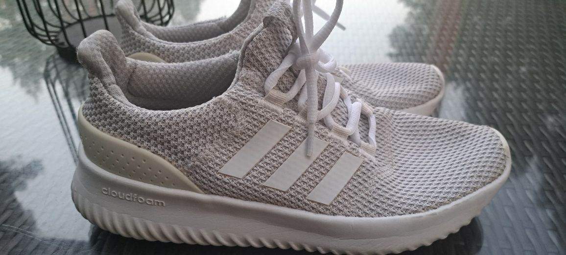 Buty sportowe siateczkowe Adidas ,rozm.40 i 2/3