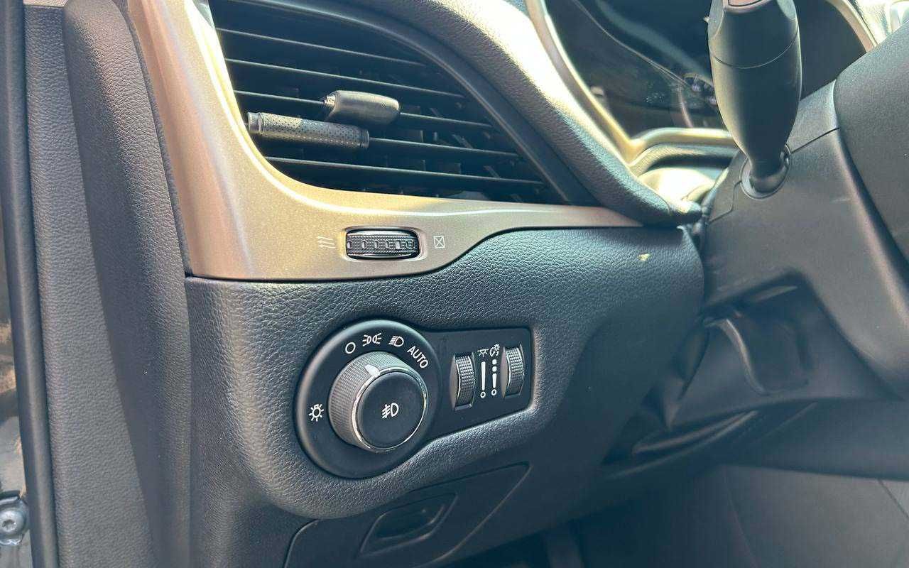 Jeep Cherokee 2016
