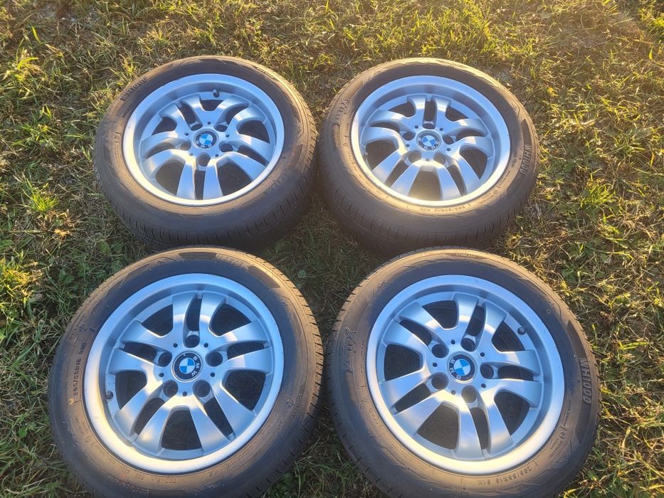 Opony zimowe z felgami 205/55 R16 BMW