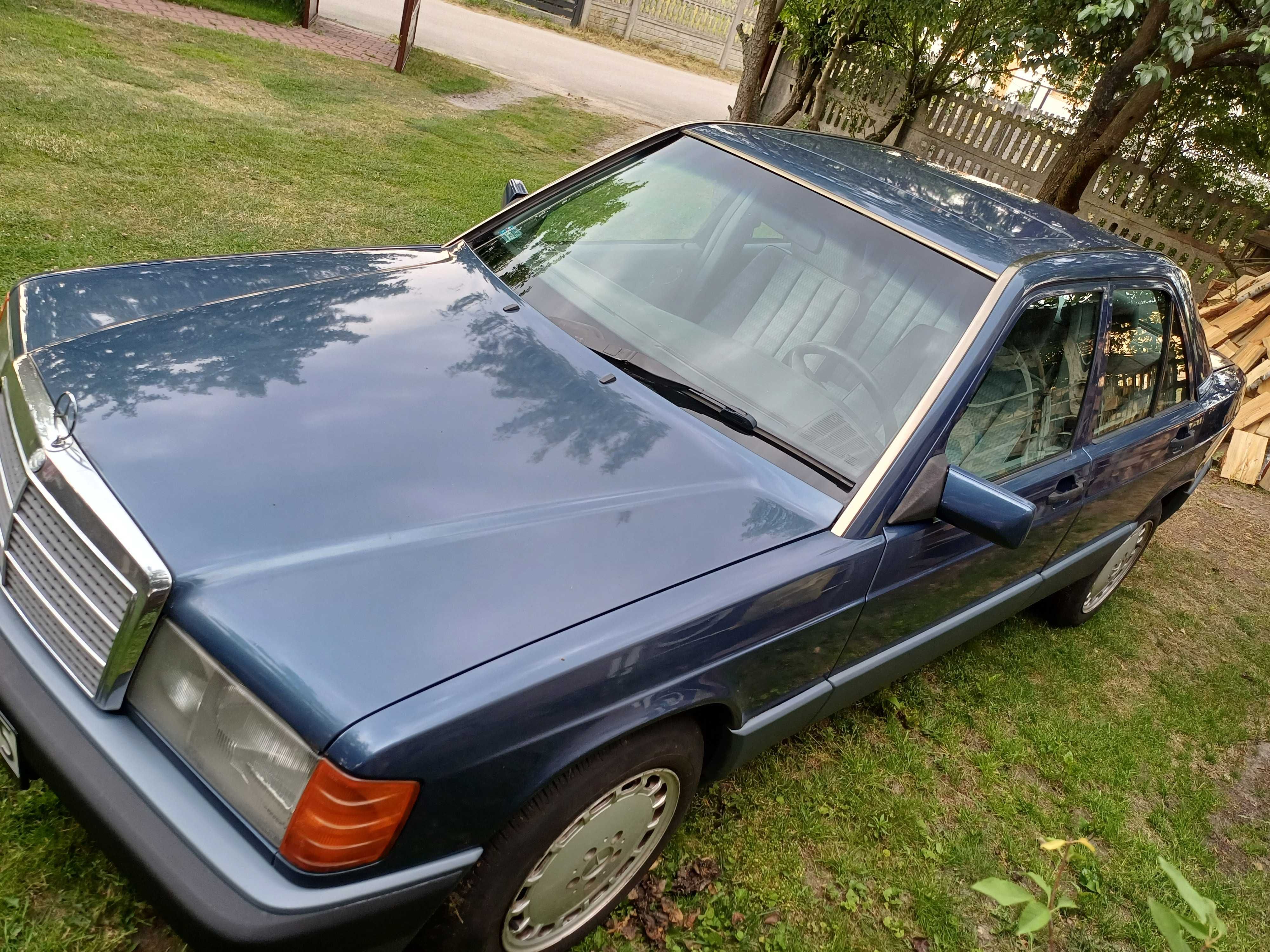 Mercedes W201 190E