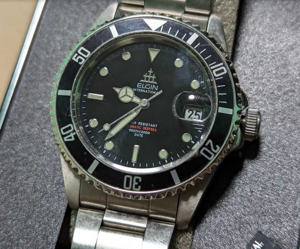 Фирменные часы Elgin Automatic International USA с коробками и бумагой
