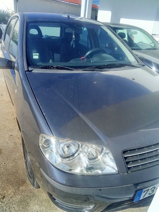 Carro Fiat punto