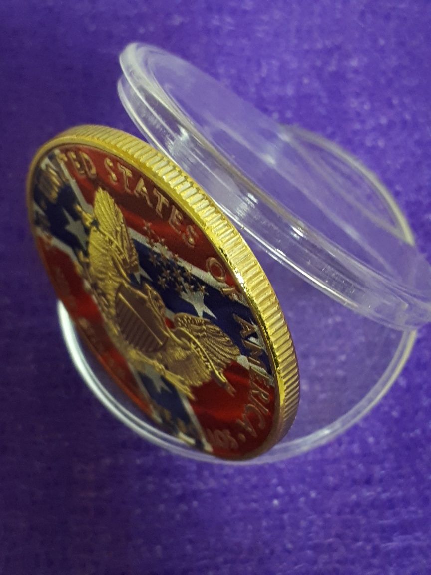 Сувенир жетон "Шагающая Свобода" подарок монета