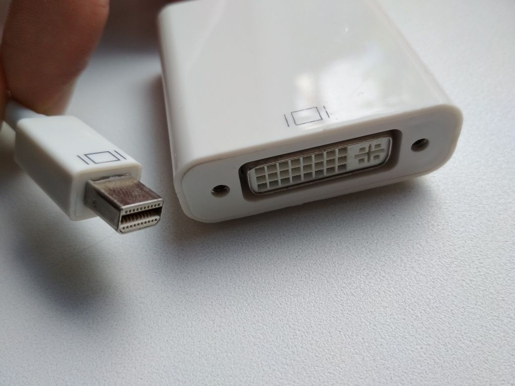 Displayport to DVI