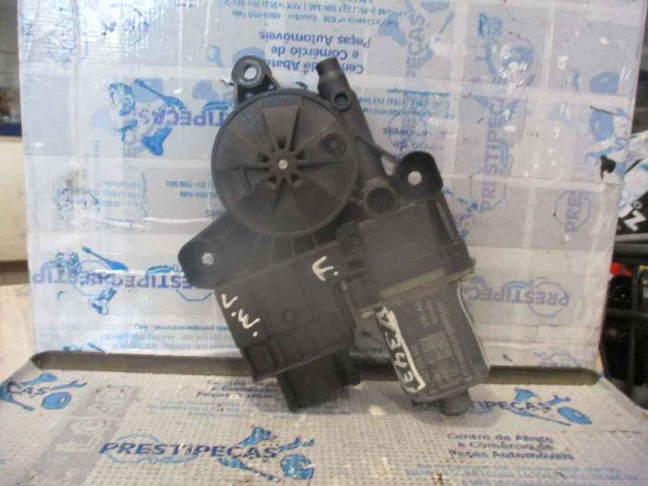 Motor Elevador Vidro 2Q1959882  0130822064 VW POLO 6  2018 1.0I 75CV 5P CINZA FD