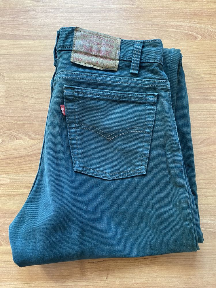 Джинси Levi's 550