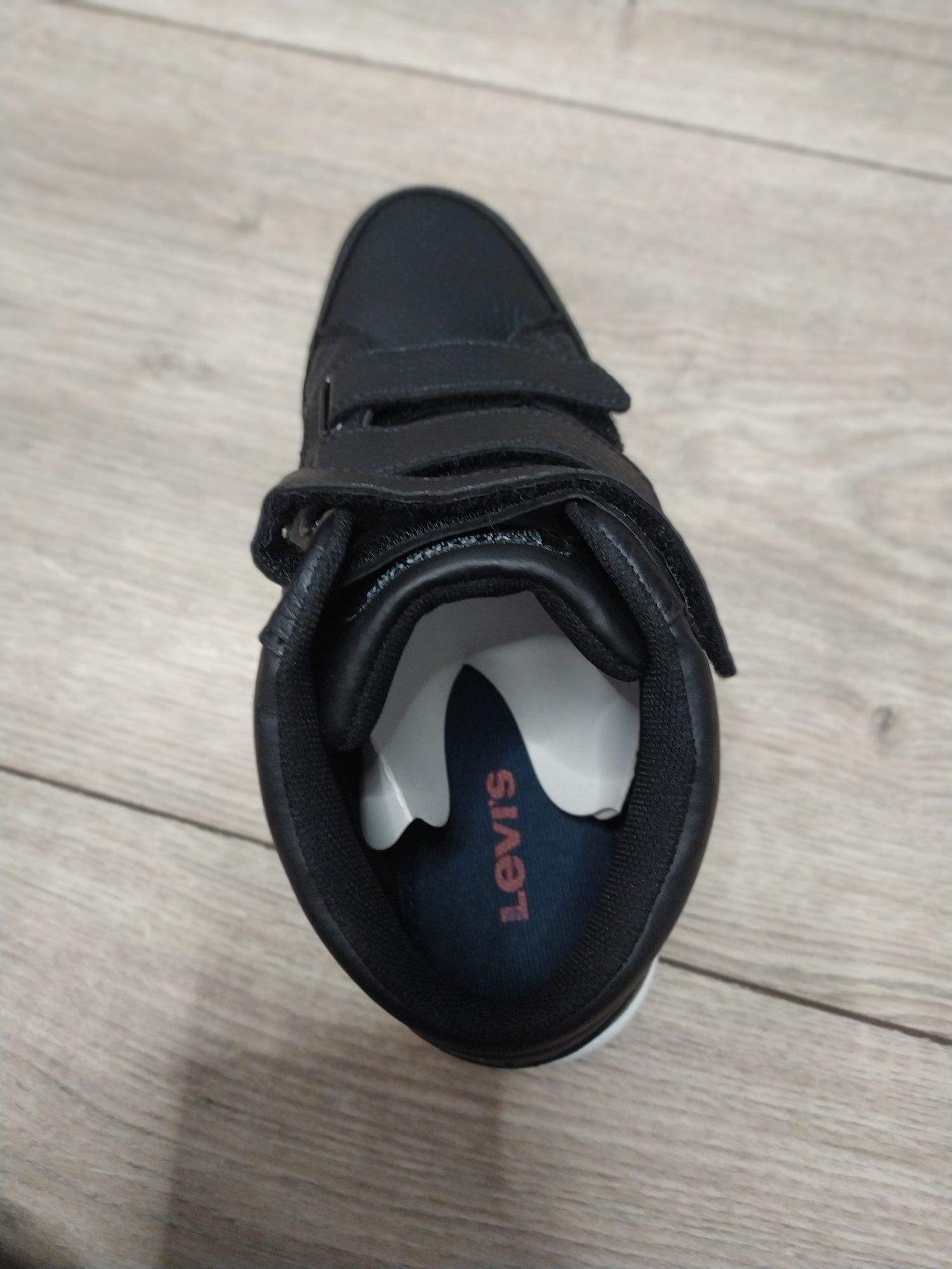 Buty Levi's 38 dla chłopaka