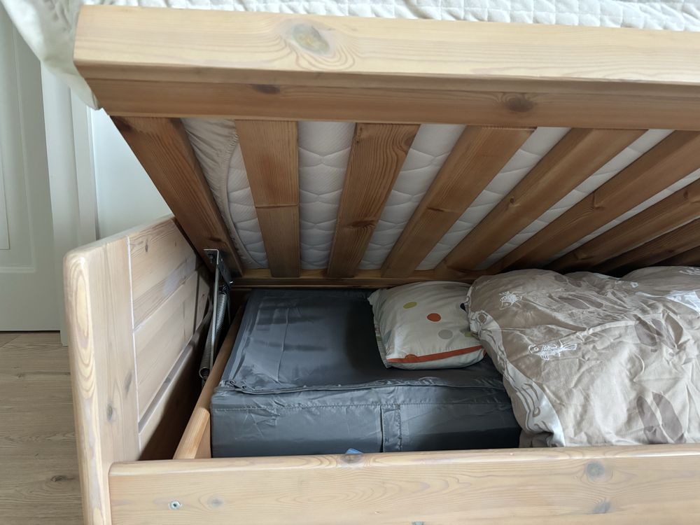 2 x Łóżko sosnowe z pojemnikiem - kolor - bielone. Materac posejdon