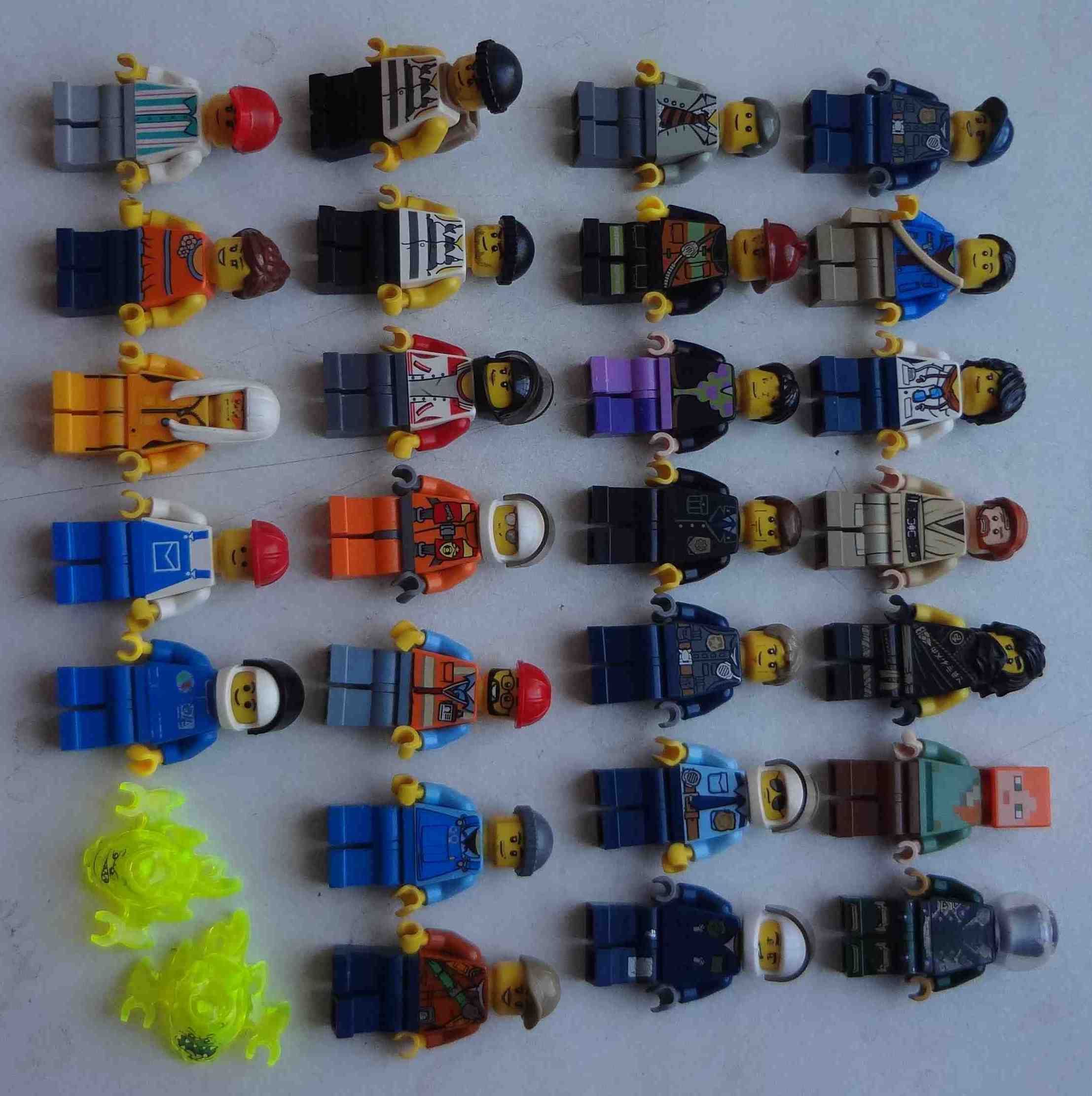 Минифигурки LEGO Лего оригинал 28 штук разных