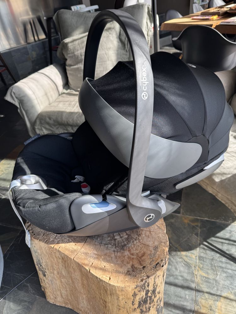Автокрісло, люлька Cybex