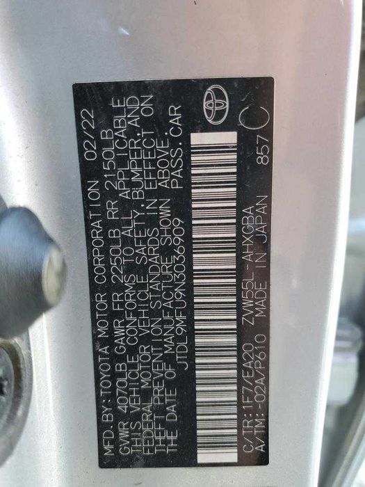 Toyota Prius LE 2022