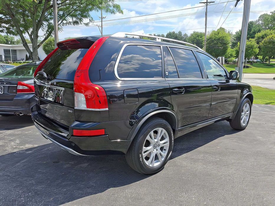 Volvo XC90      2013