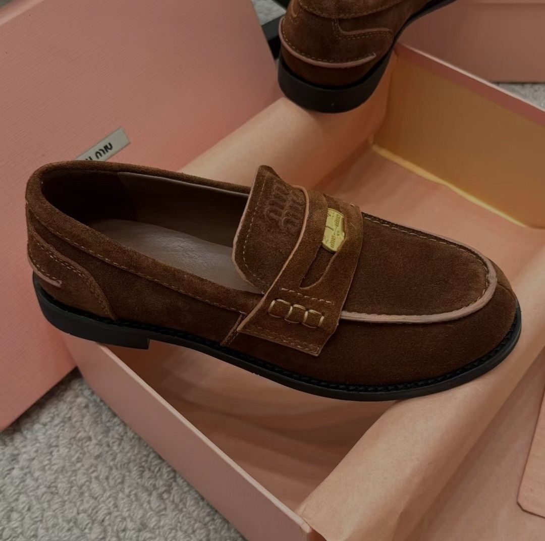 Mokasyny Miu Miu