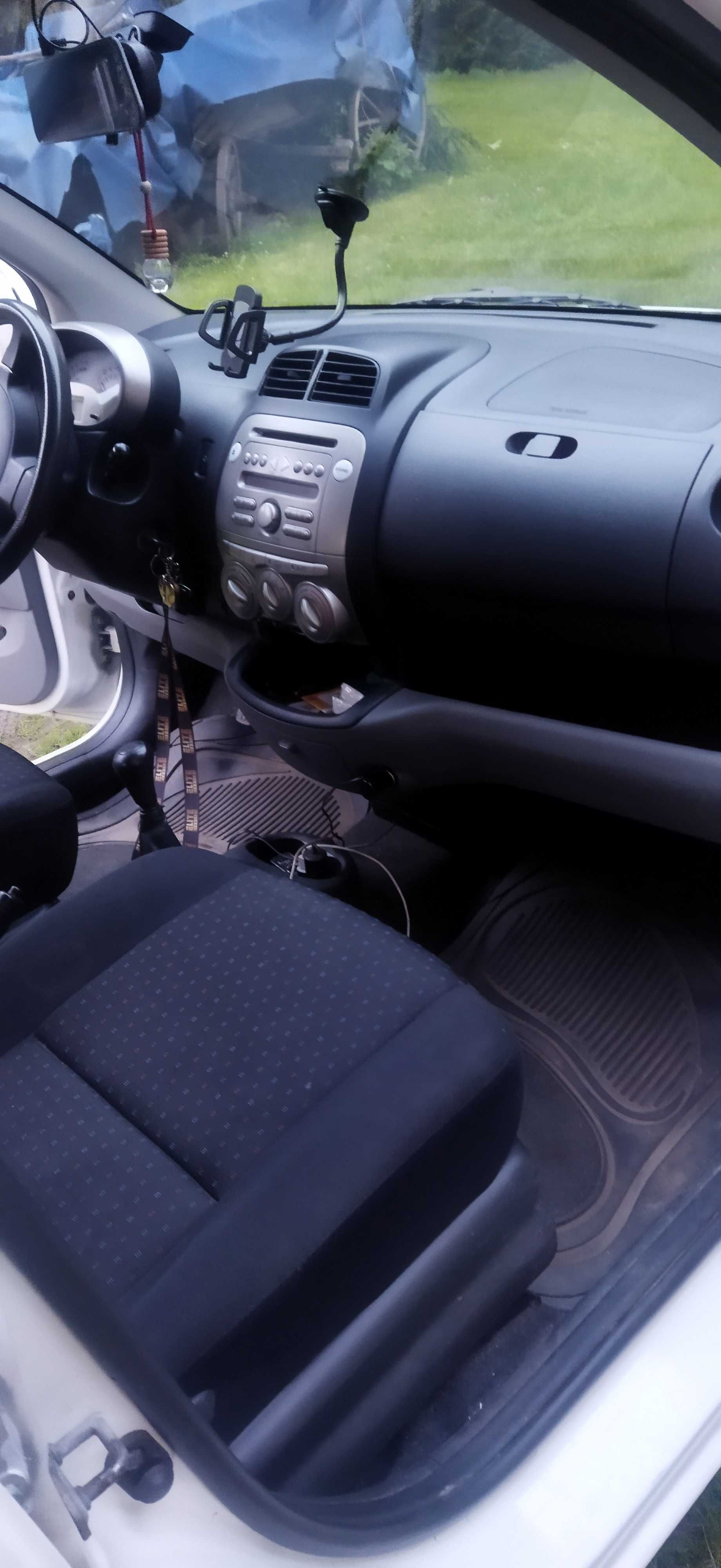 Daihatsu sirion 2008