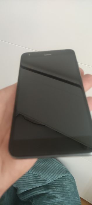 MyPhone Luna II z pudełkiem i ladowarką