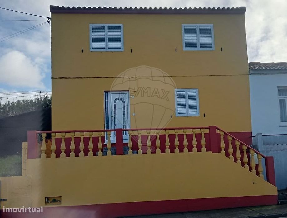 Moradia T5 para venda