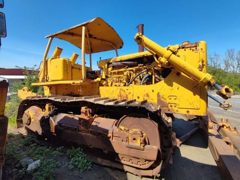 Bulldozer CATERPILLAR D8K + Porte Engins