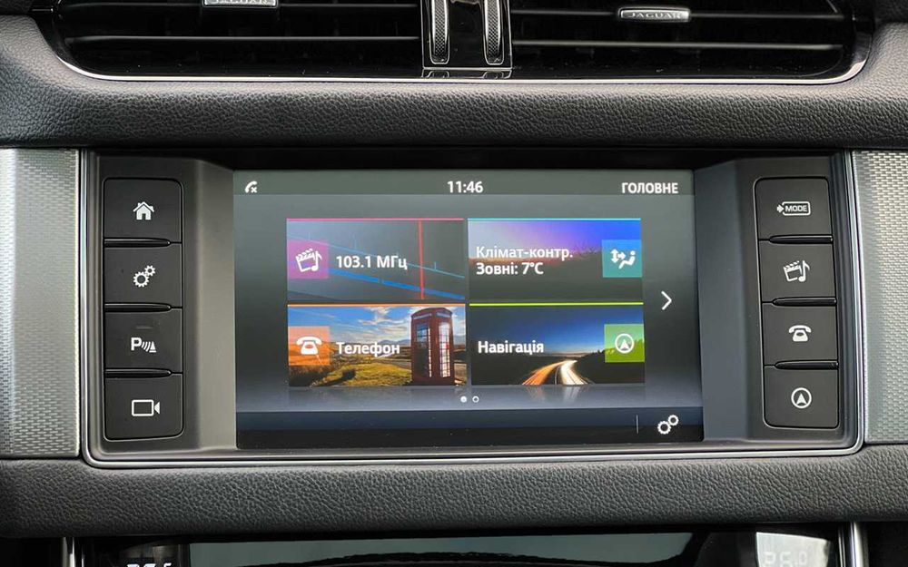 Jaguar XF 2015 рік