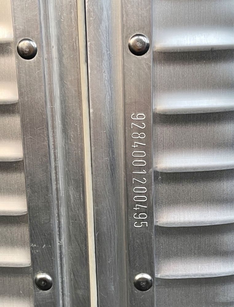 RIMOWA Topas walizka kabinowa na kółkach TSA aluminium 2 koła 23L